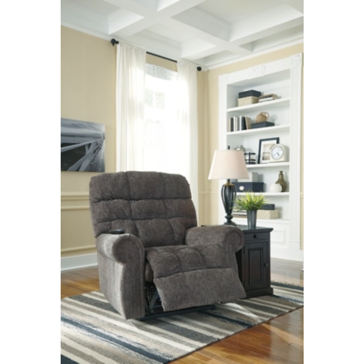 Ernestine Power Lift Recliner - Image 5