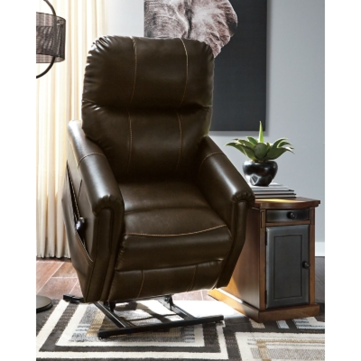 Markridge Power Lift Recliner - Image 11