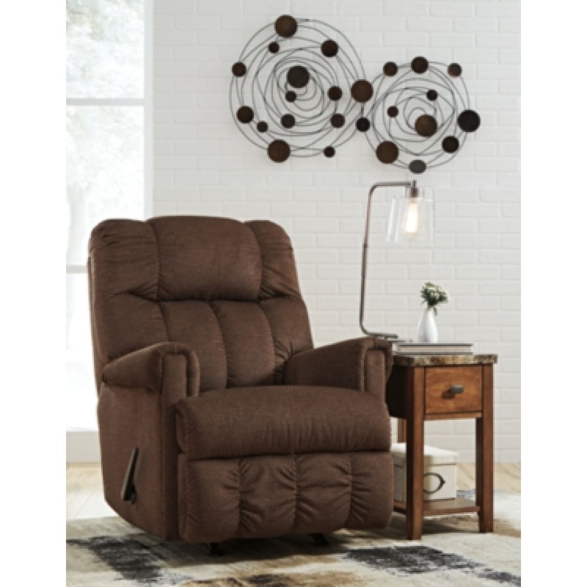 Breegin Chairside End Table - Image 17