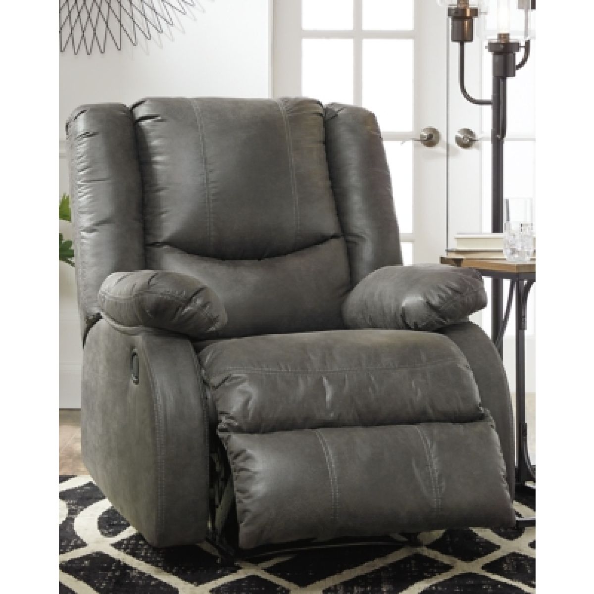 Bladewood Recliner - Image 5