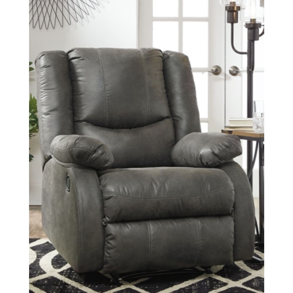 Bladewood Recliner - Image 3