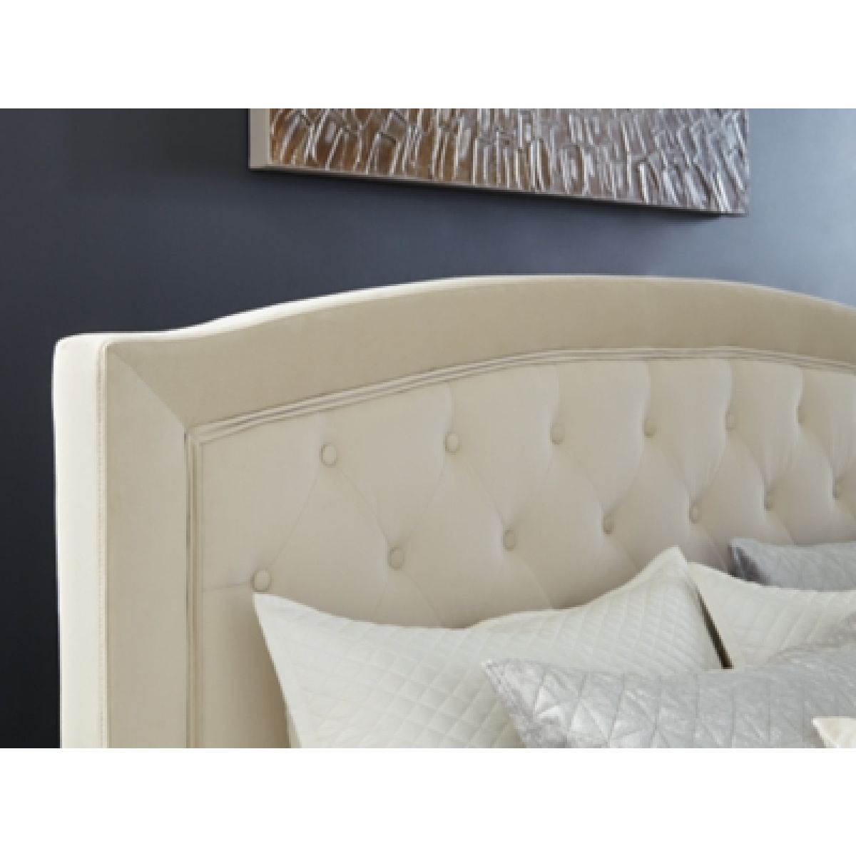 Adelloni Queen Upholstered Bed - Image 8