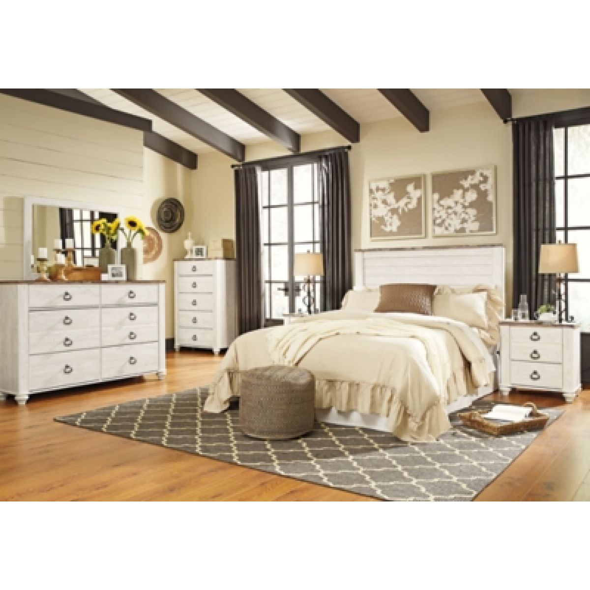 Willowton Chest of Drawers - Image 6