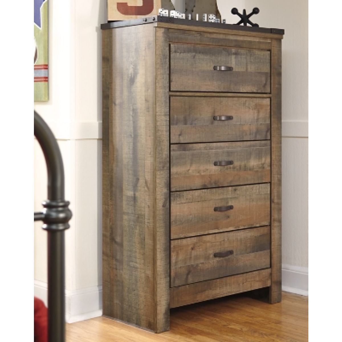 Trinell Chest of Drawers - Image 3