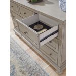 Lettner Dresser - Image 5