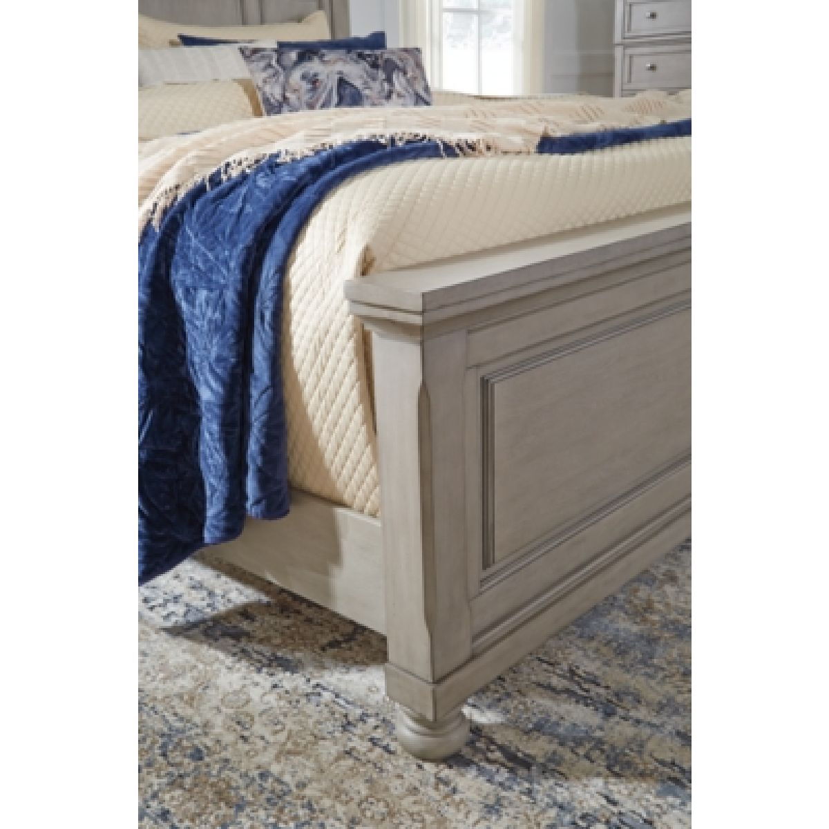 Lettner Queen Panel Bed - Image 6