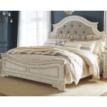 Realyn King Upholstered Panel Bed - Image 3
