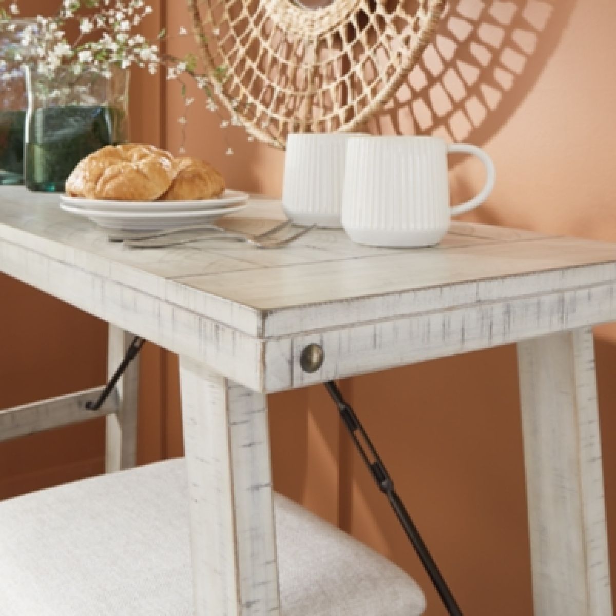 Carynhurst Counter Height Dining Table and Bar Stools (Set of 3) - Image 11