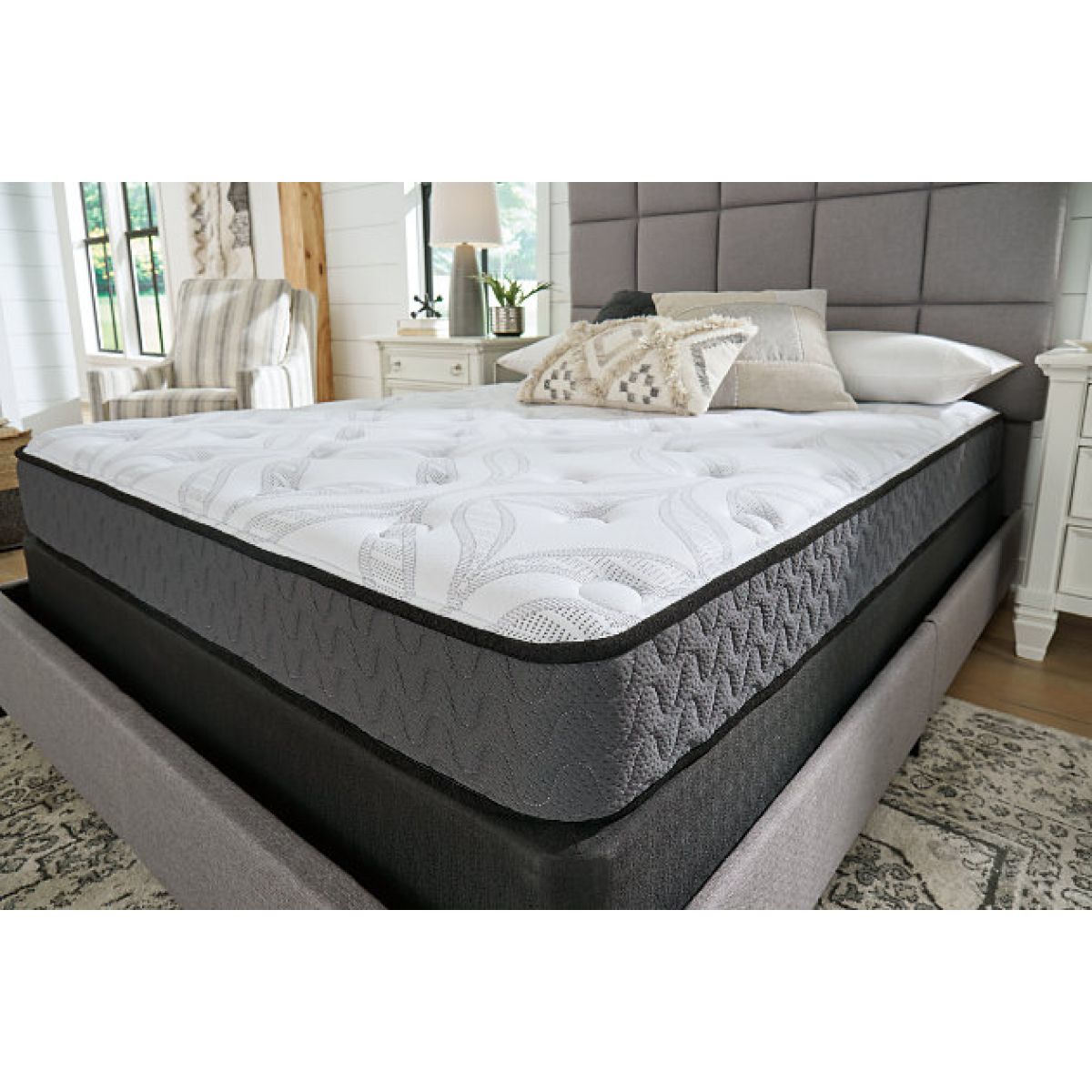Ashley Sleep Essentials 8 Inch Hybrid Full Mattress - Image 5