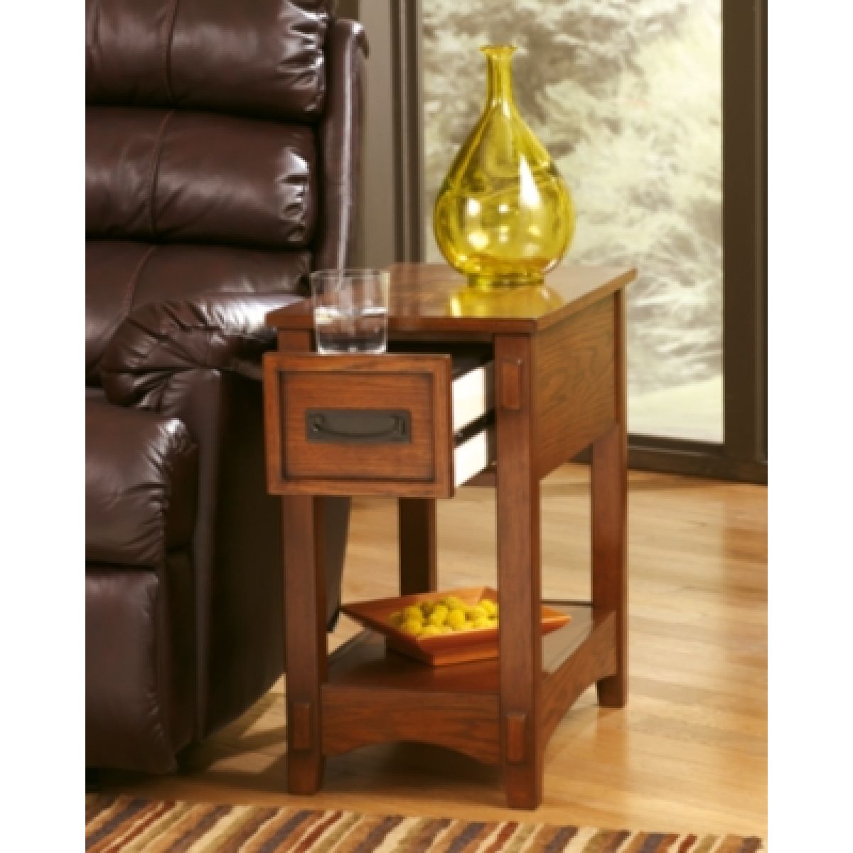 Breegin Chairside End Table - Image 12