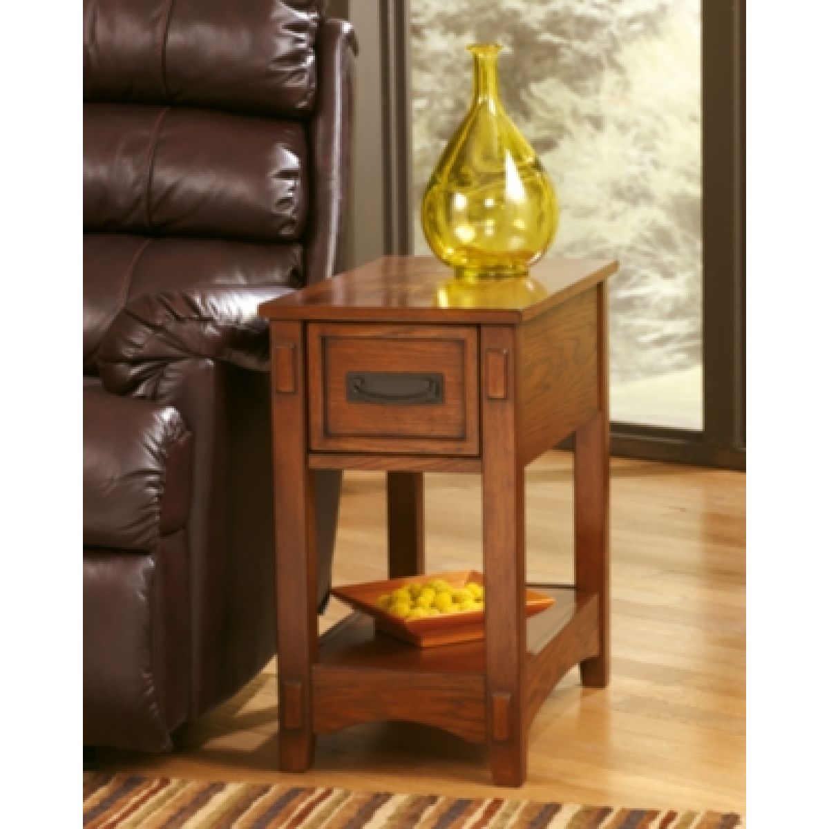 Breegin Chairside End Table - Image 10