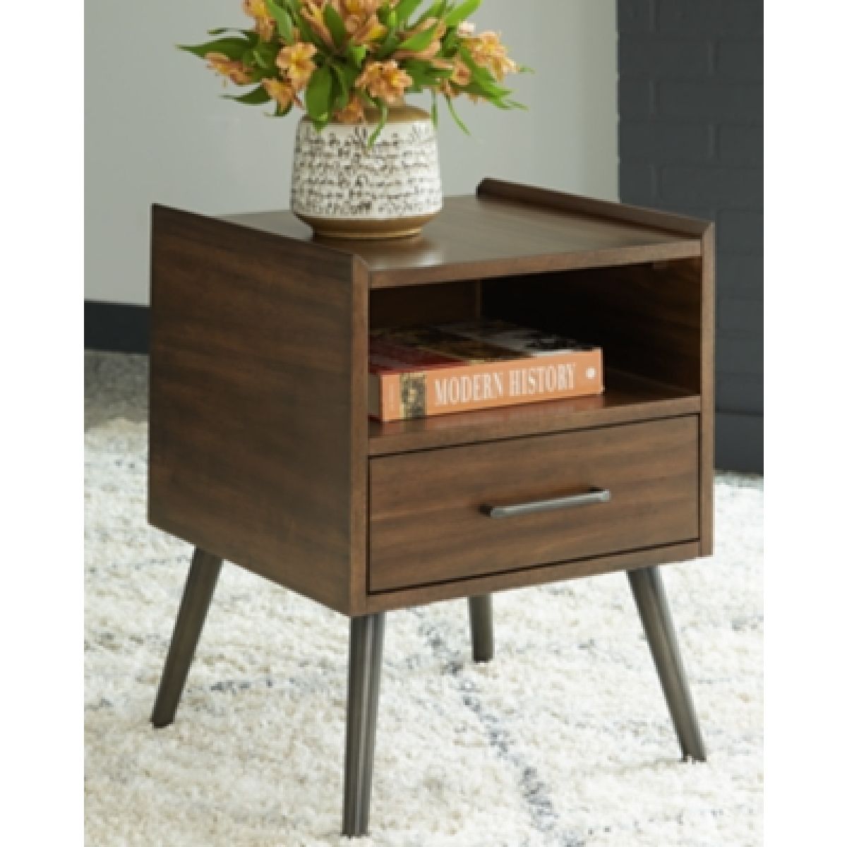 Calmoni End Table - Image 3
