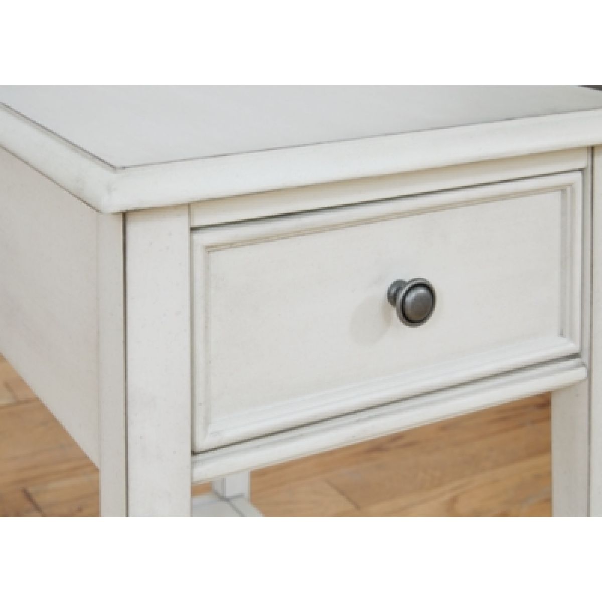 Kanwyn End Table - Image 7
