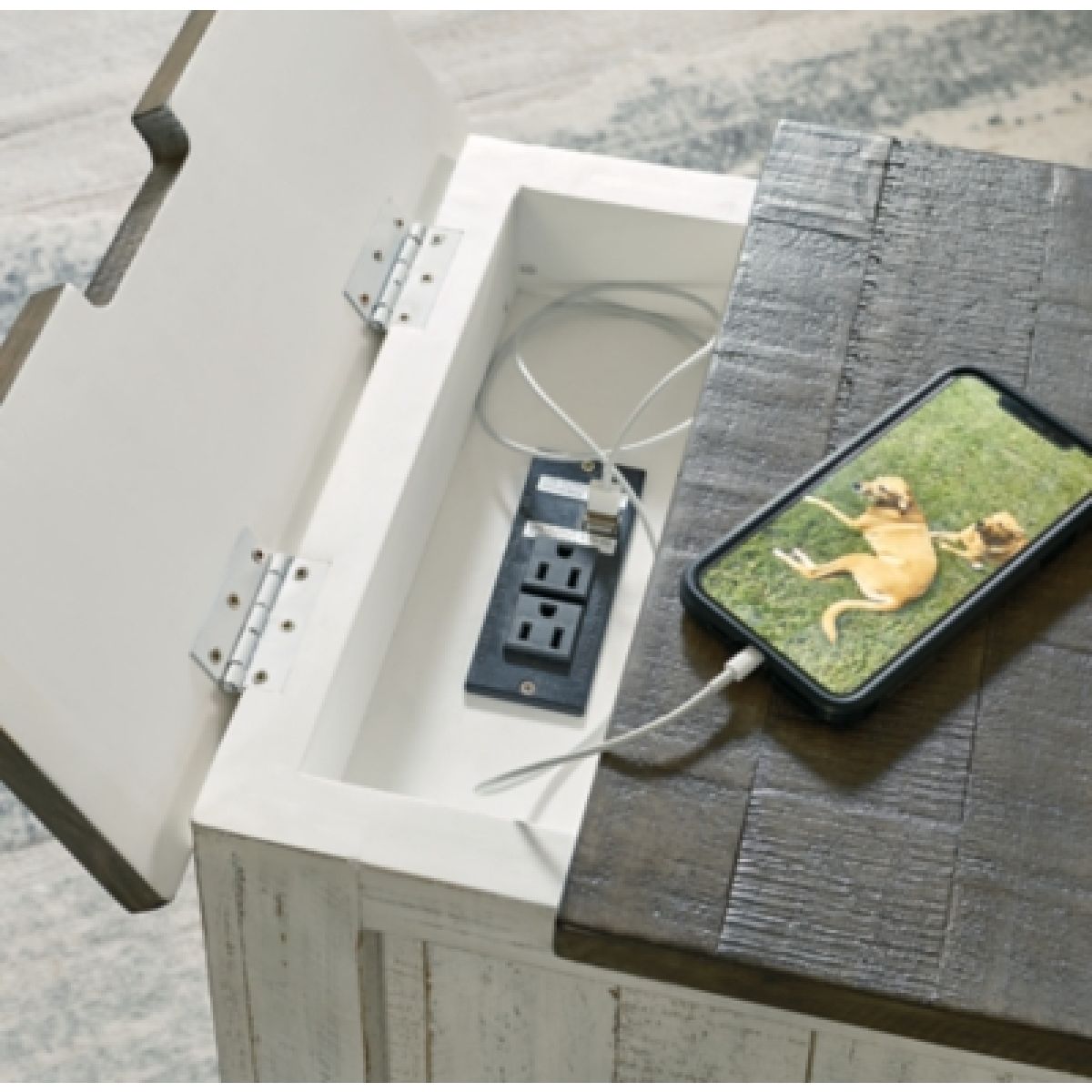 Havalance Chairside End Table - Image 9