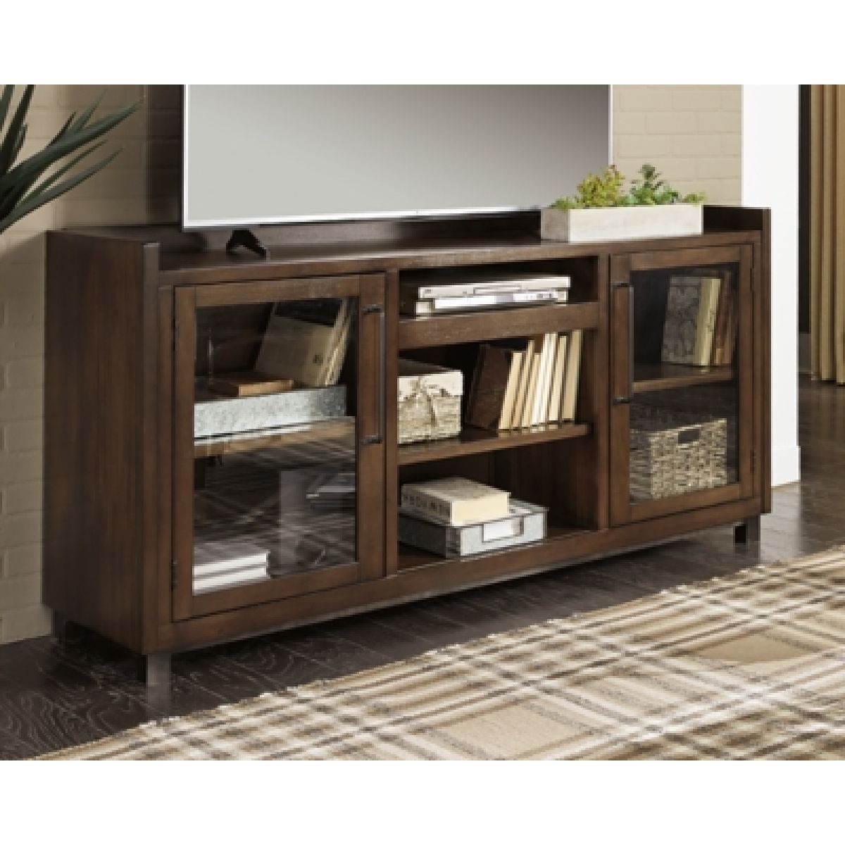 Starmore 70" TV Stand - Image 3