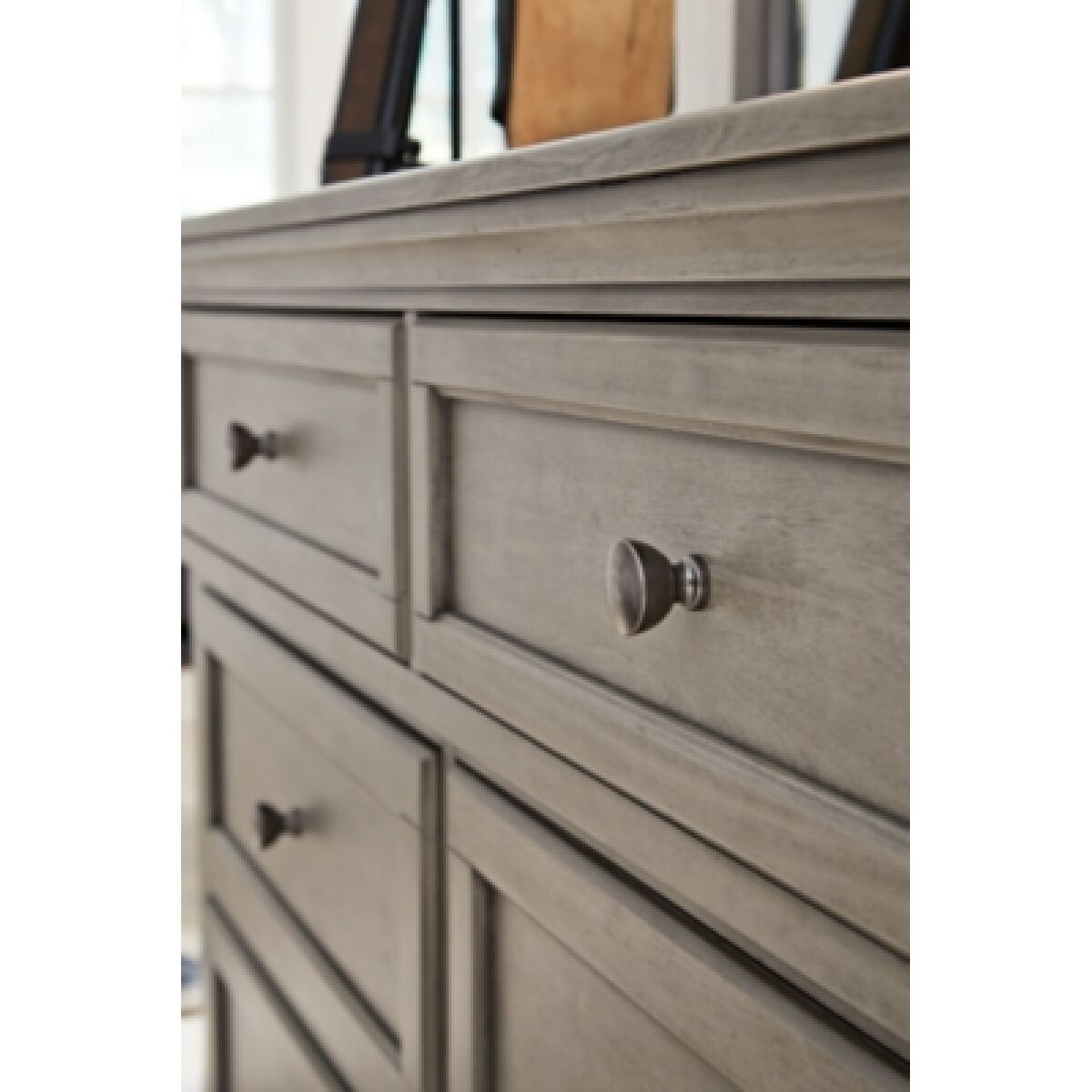 Lettner Dresser - Image 6
