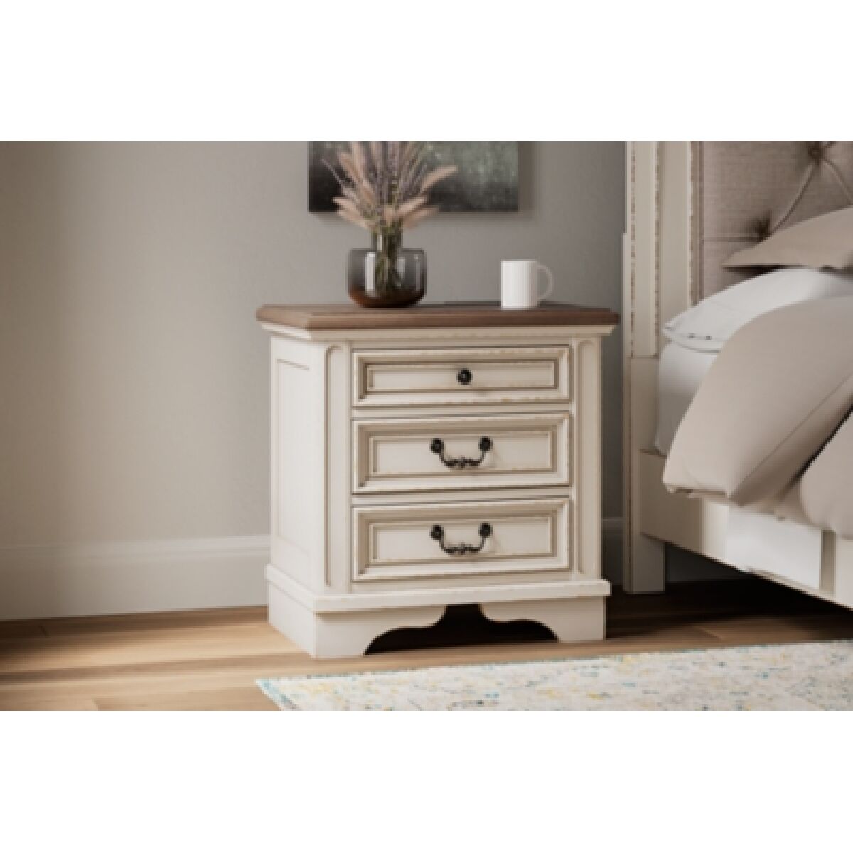 Realyn Nightstand - Image 3