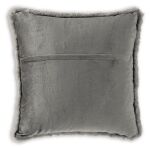 Gariland Pillow - Image 5