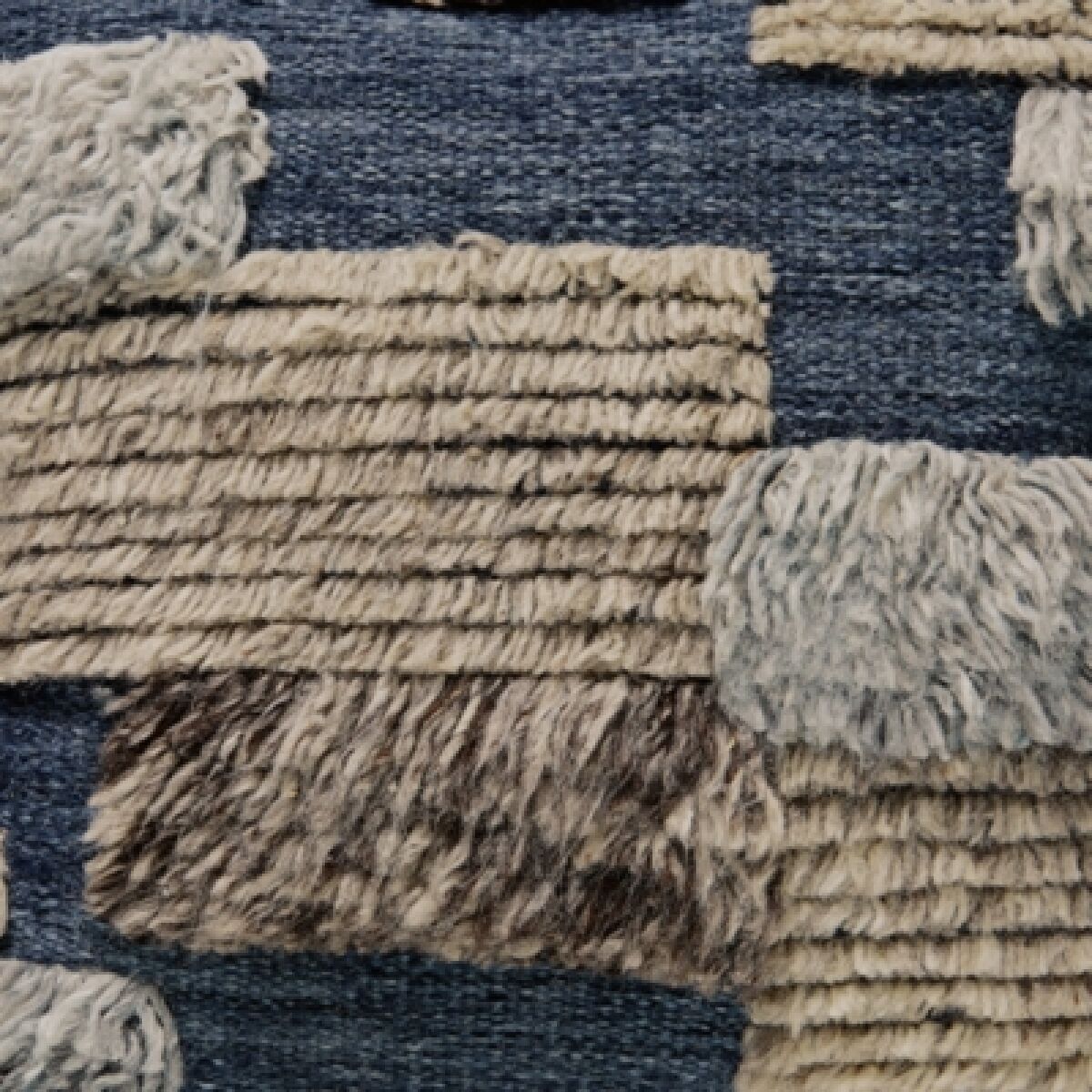 Gibbend Pillow - Image 6