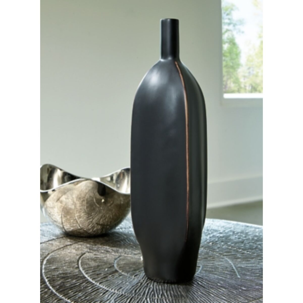 Rhaveney Vase (Set of 3) - Image 3