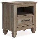 Yarbeck Nightstand - Image 2