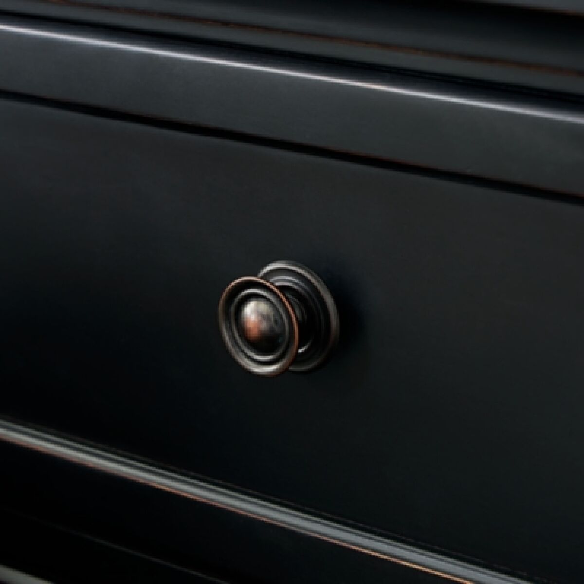 Chylanta Nightstand - Image 8