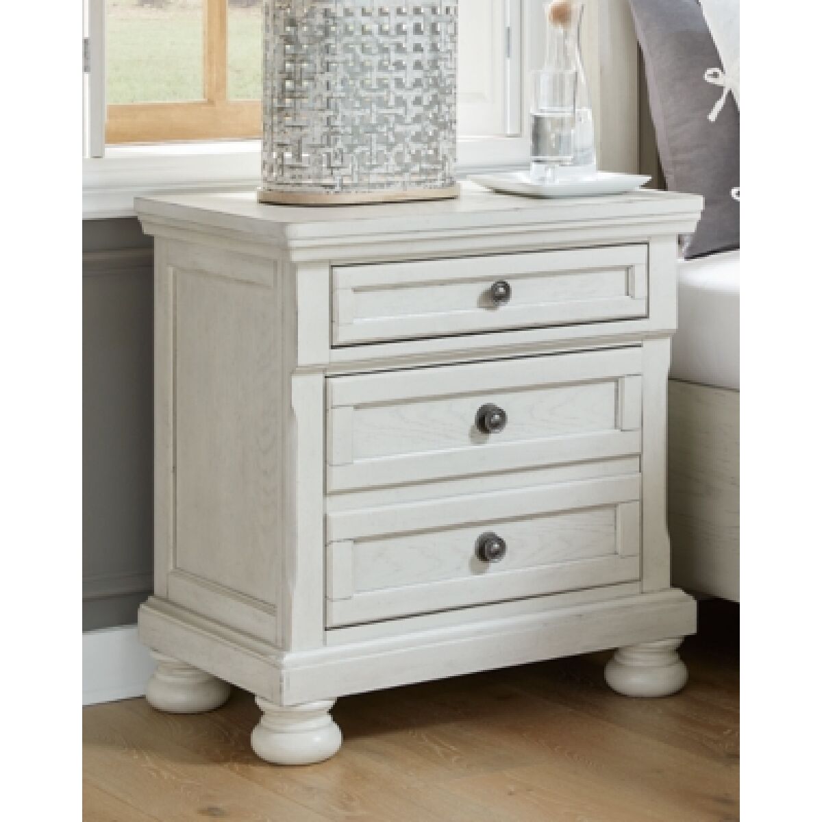 Robbinsdale Nightstand - Image 3