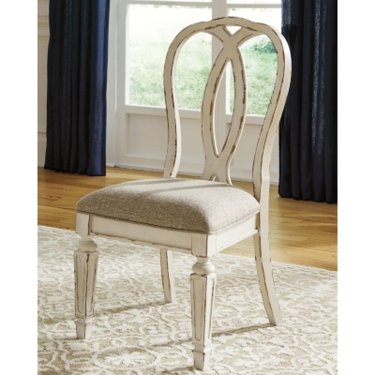 Realyn Dining Chair - Image 3