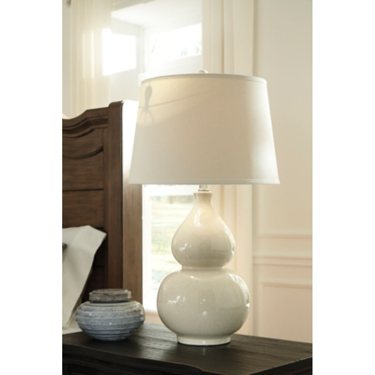 Saffi Table Lamp - Image 3