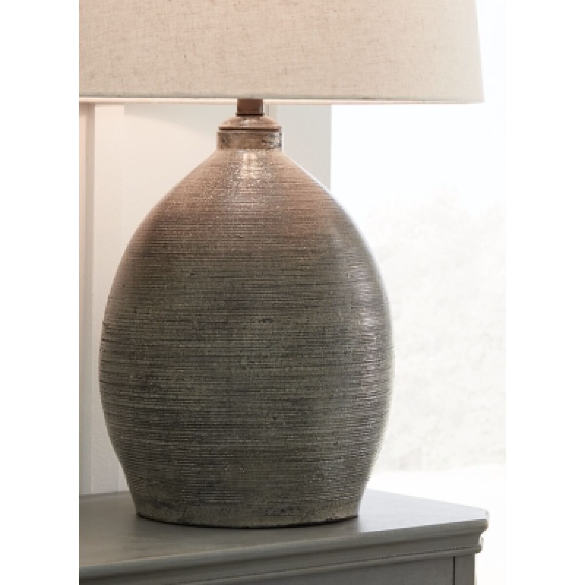 Joyelle Table Lamp - Image 4