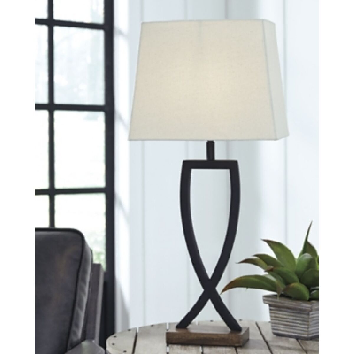 Makara Table Lamp (Set of 2) - Image 3