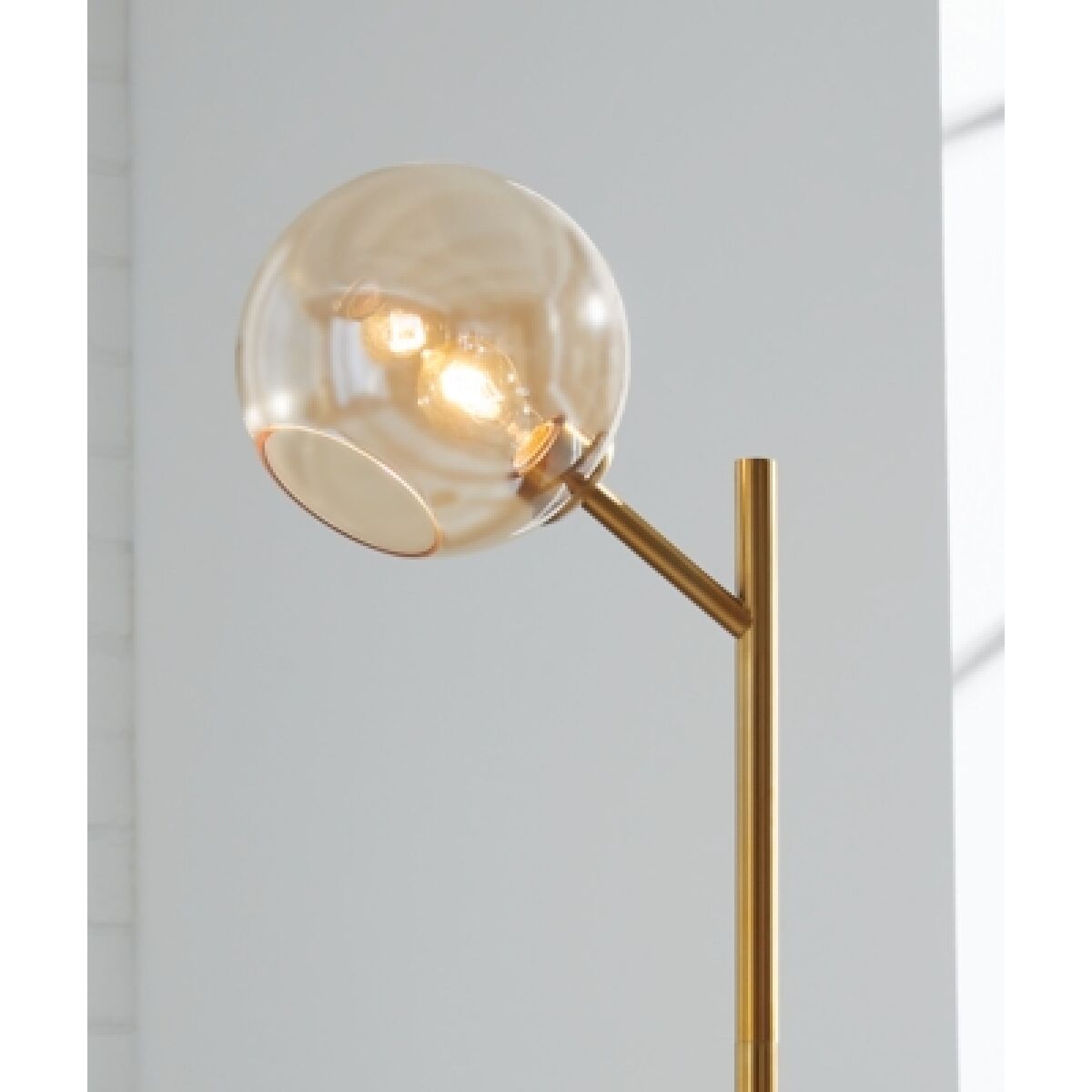 Abanson Floor Lamp - Image 4