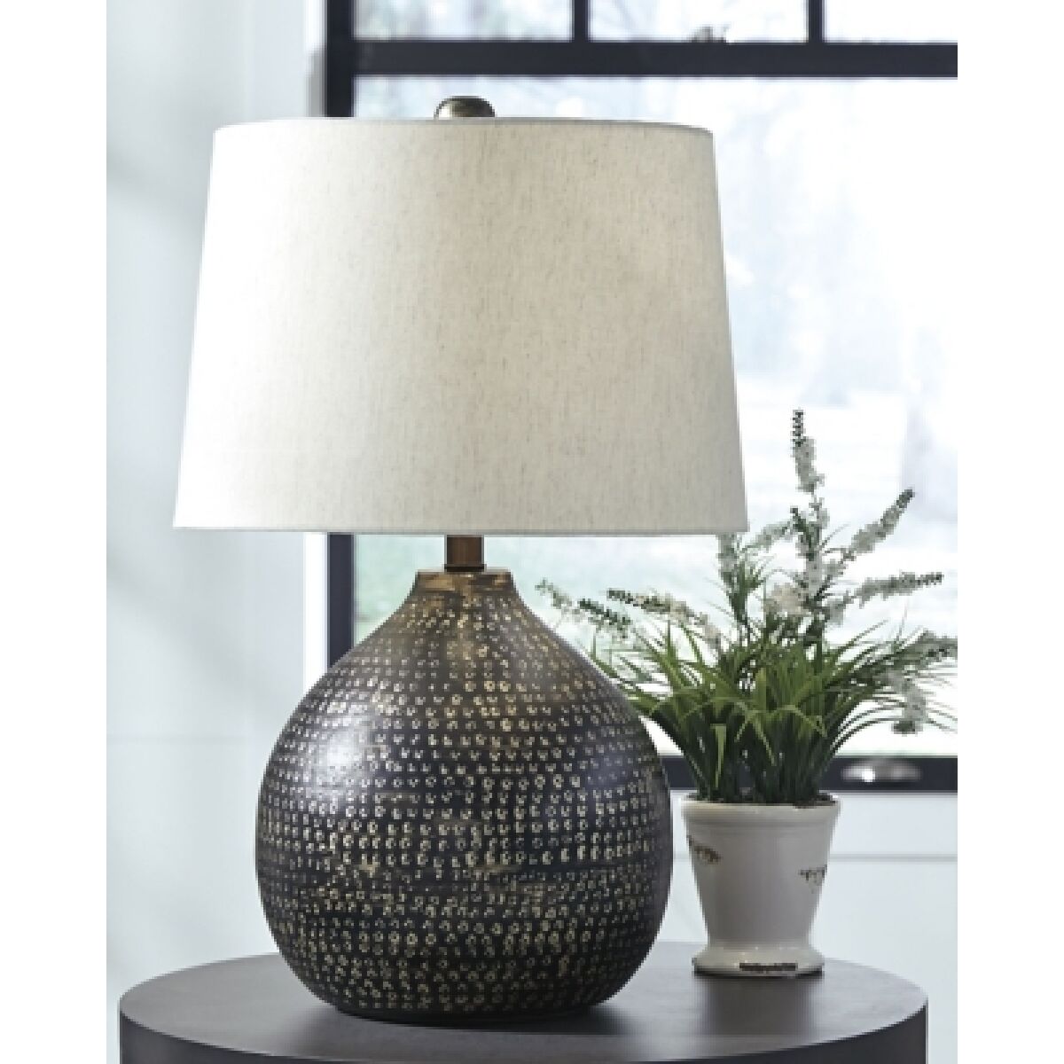 Maire Table Lamp - Image 3