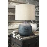 Malthace Table Lamp