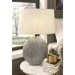 Harif Table Lamp - Image 3