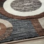 Guintte 5' x 6'7" Rug - Image 4
