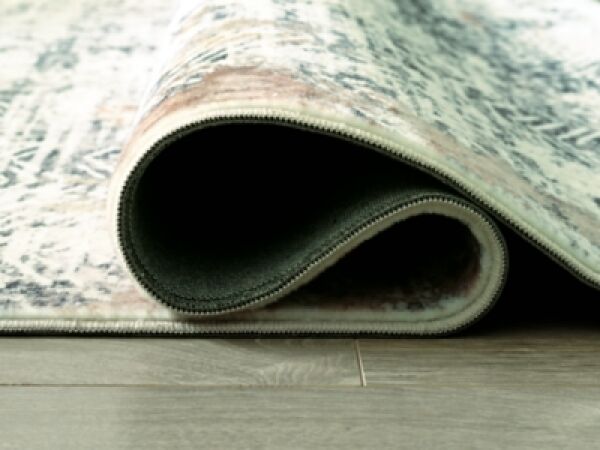 Redlings 5' x 7' Rug - Image 5