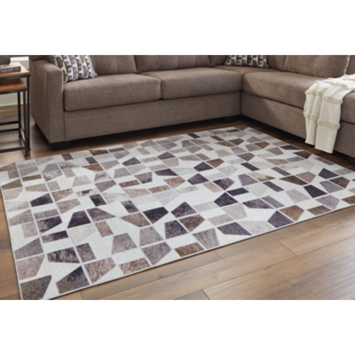 Jettner 5' x 7' Rug - Image 3