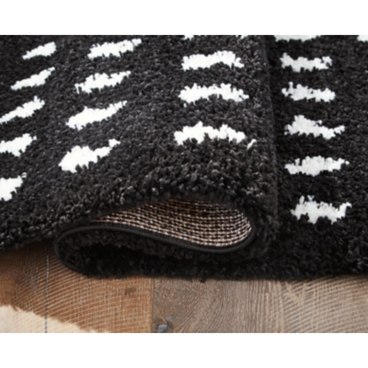 Minston 5' x 7' Rug - Image 5