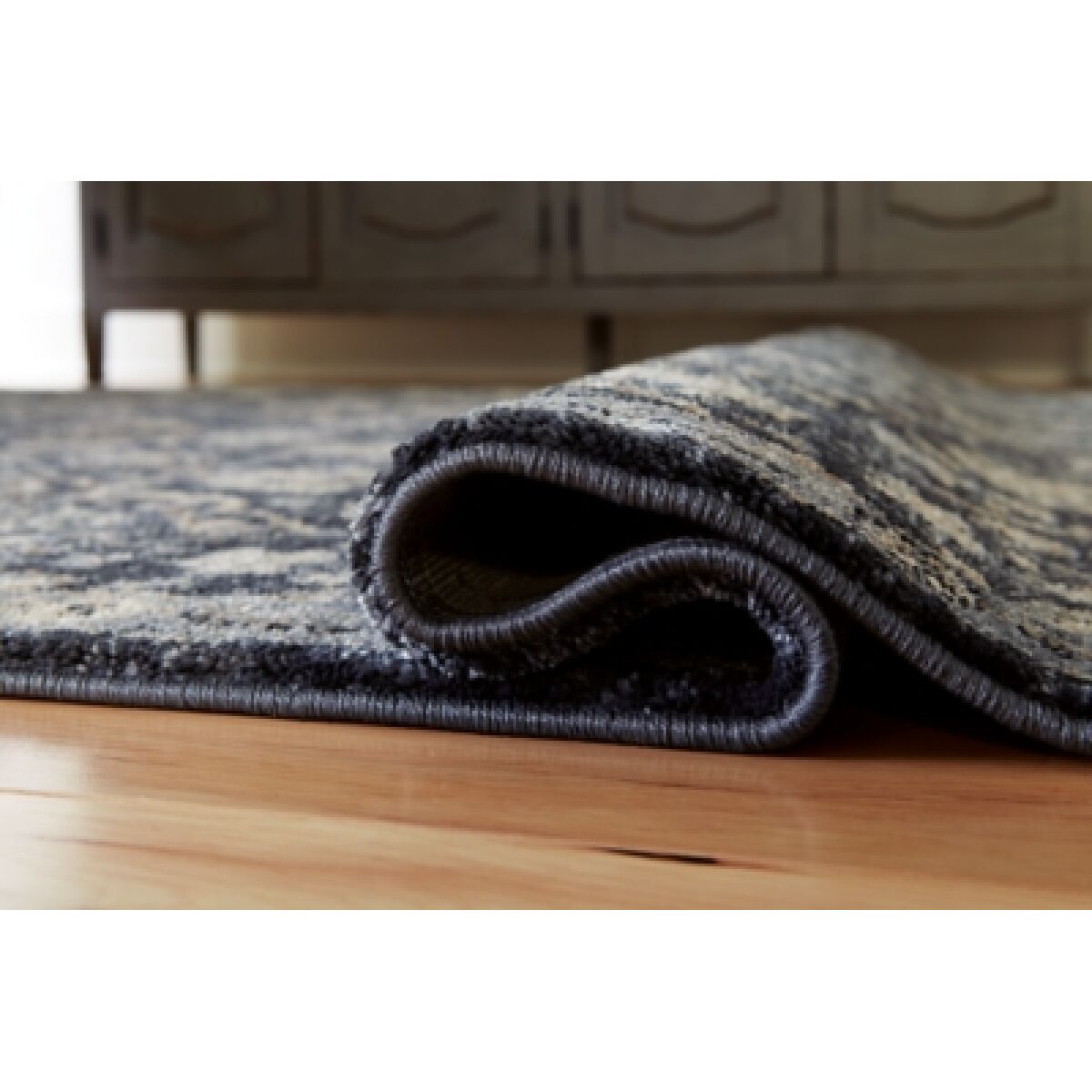 Hilcott 7'10" x 10'6" Rug - Image 5