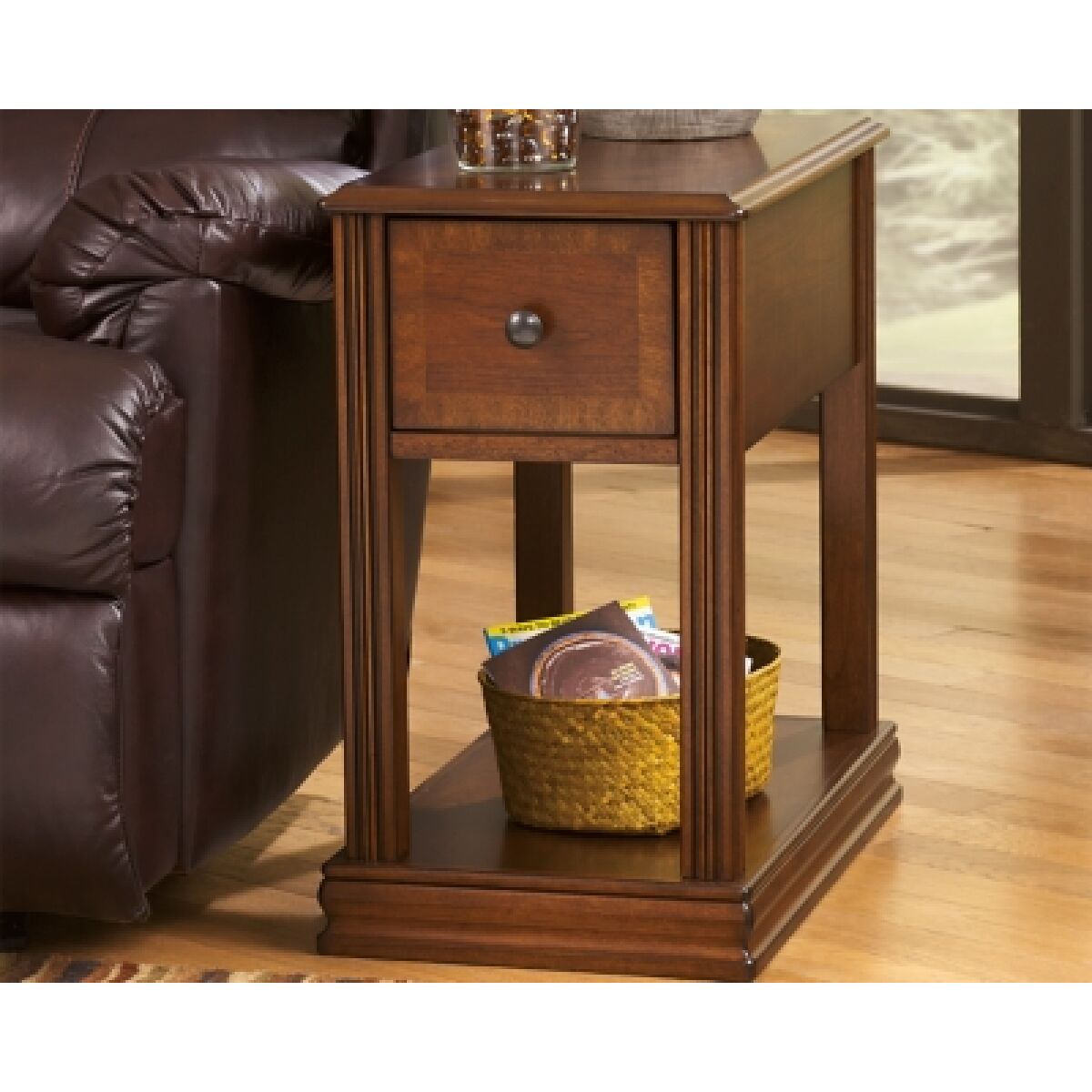 Breegin Chairside End Table - Image 3