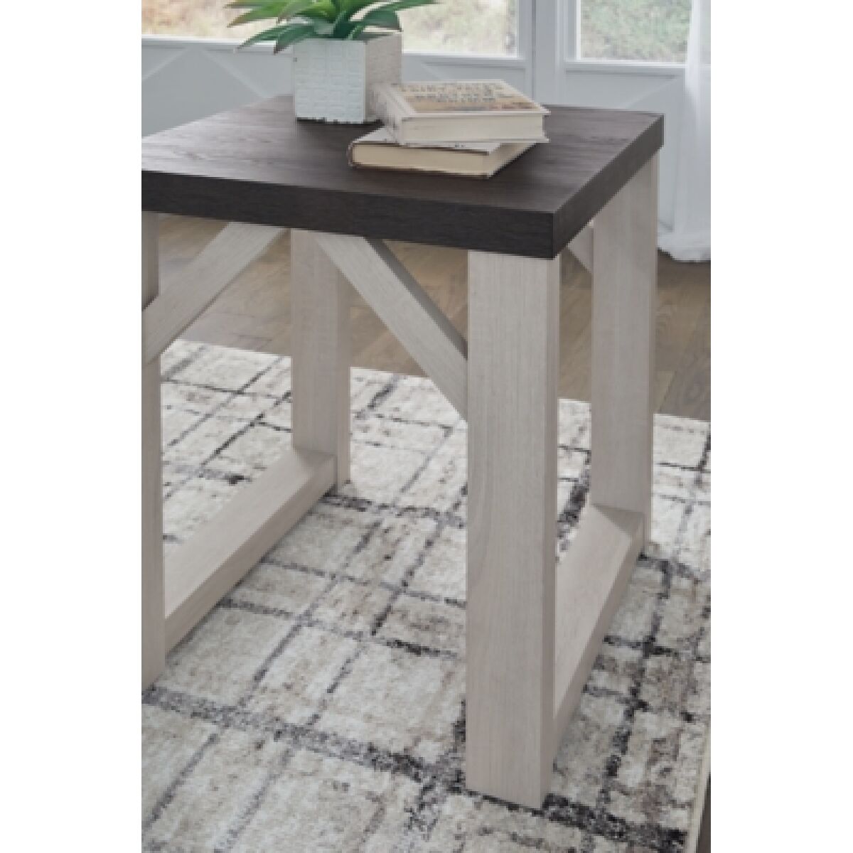 Dorrinson Table (Set of 3) - Image 6