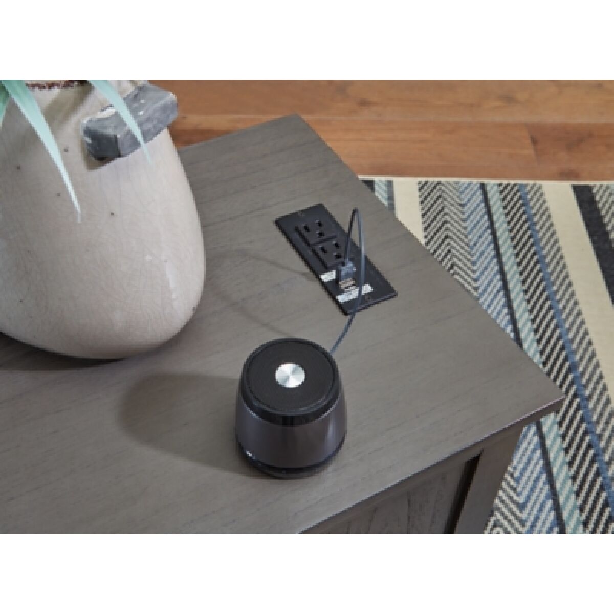 Treytown Chairside End Table - Image 10