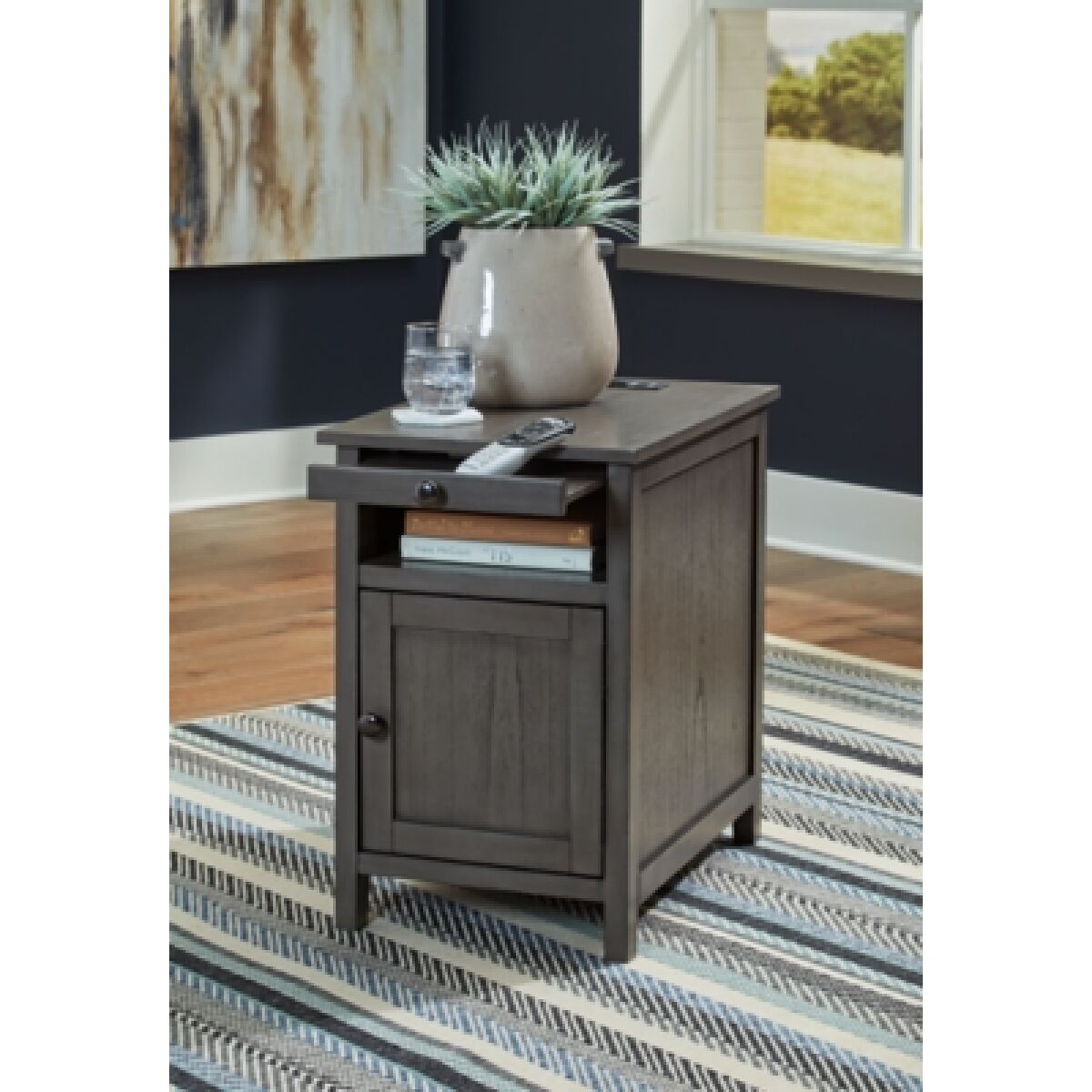 Treytown Chairside End Table - Image 8