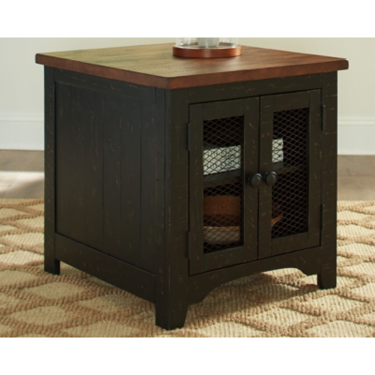 Valebeck End Table - Image 3