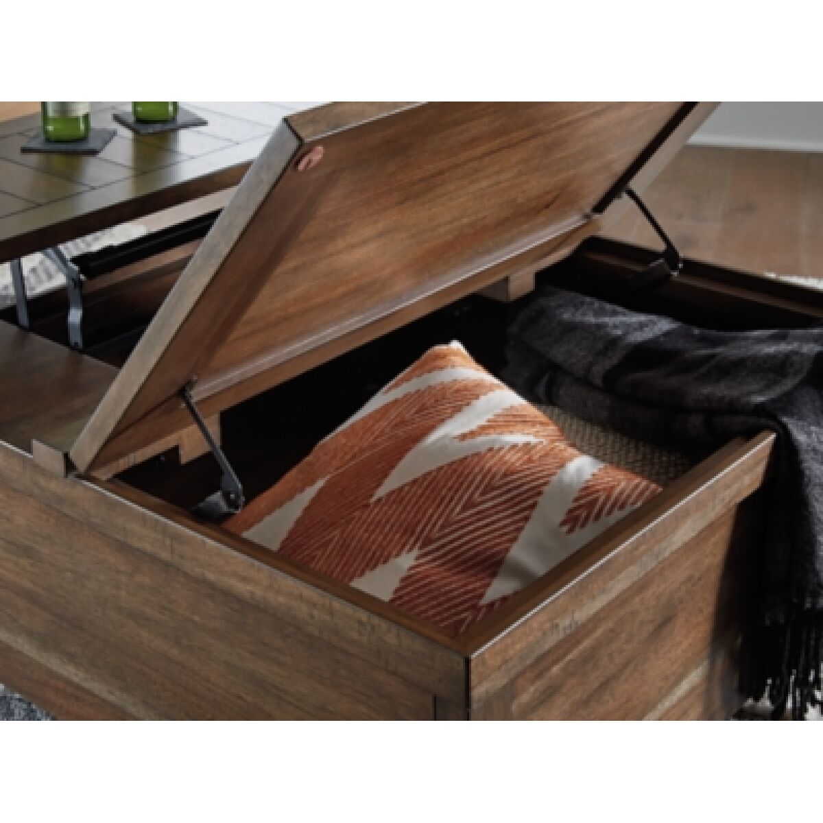 Moriville Lift-Top Coffee Table - Image 8