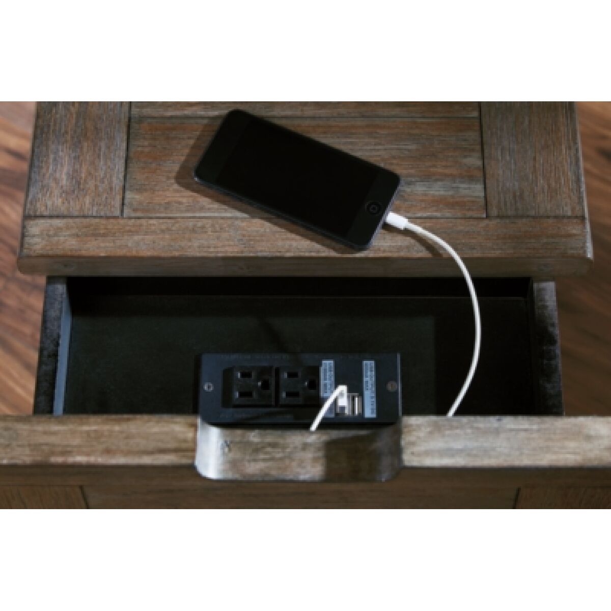 Tyler Creek Chairside End Table with USB Ports & Outlets - Image 13