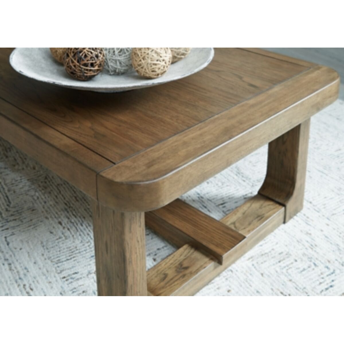 Cabalynn Coffee Table - Image 8