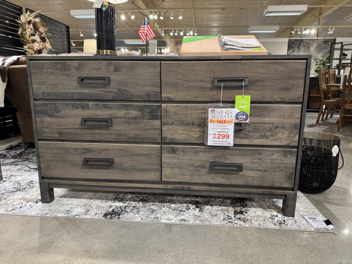 King Amish Bedroom Set - Image 2