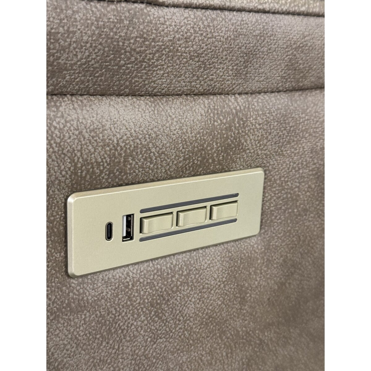 Power reclining sofa with HR + Lumbar - Image 2